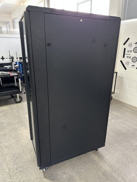 DYNAMIX 37RU Server Cabinet 1000mm Deep Carousel 4