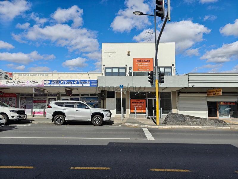 Image 1 of 20