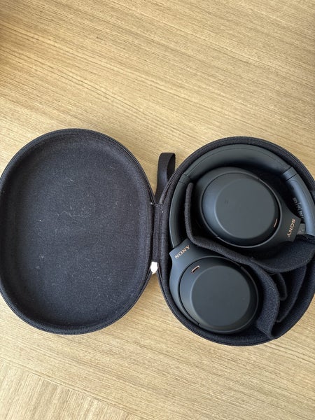 WH-1000xm4 head phones Carousel 3