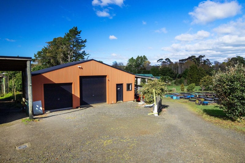 Image 2 of 35