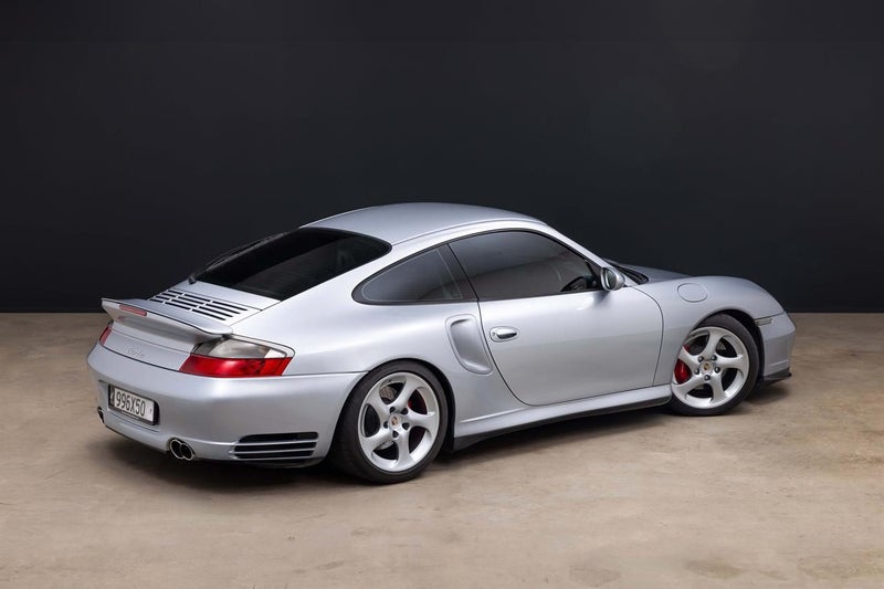 2002 Porsche 911 Turbo Coupe AWD 3.6P 6M 2DR63613217381249111