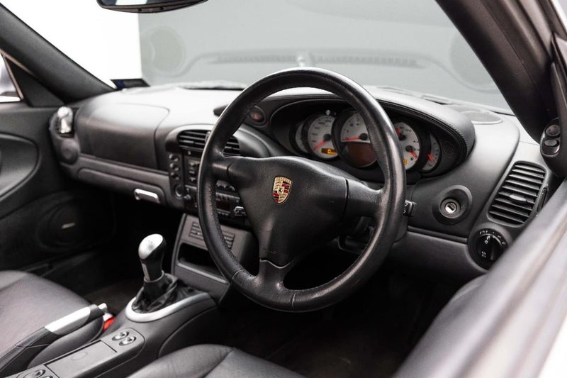2002 Porsche 911 Turbo Coupe AWD 3.6P 6M 2DR63613217381249112