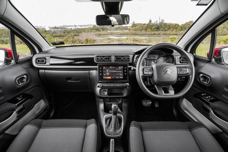 2022 Citroen C3 Shine 1.2PT ECO AUTO663613210613635111