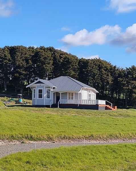 Image 1 of 10