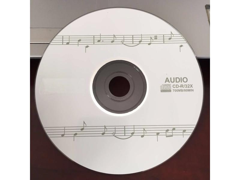 10 Discs Authentic Blank 700 MB 32X Audio CD-R Music Discs Carousel 1