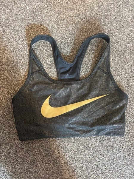 Nike sports bra Carousel 1