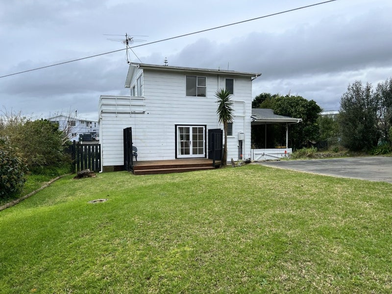 Image 1 of 18