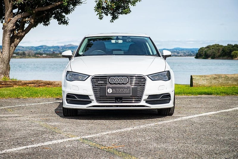 2015 Audi A3 E-tron63613187300481113