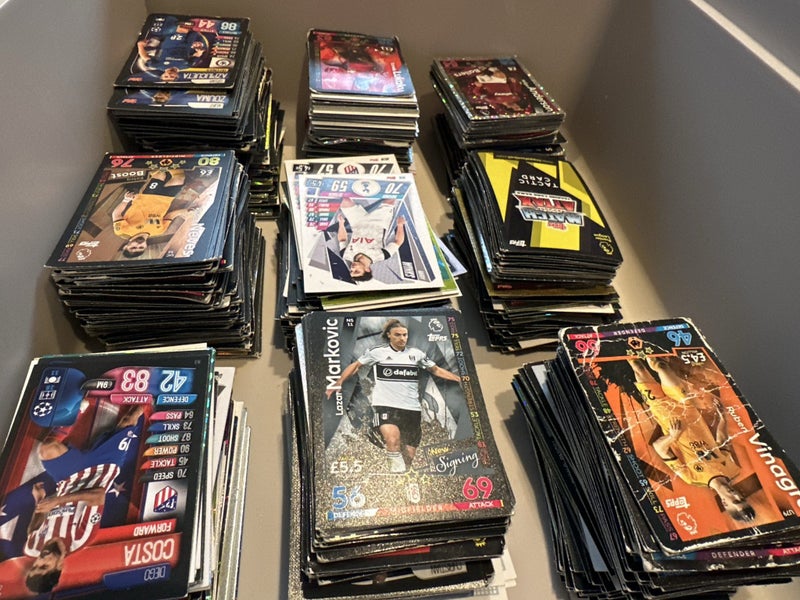 Bulk lot various Match Attax 2018-2002 Carousel 2