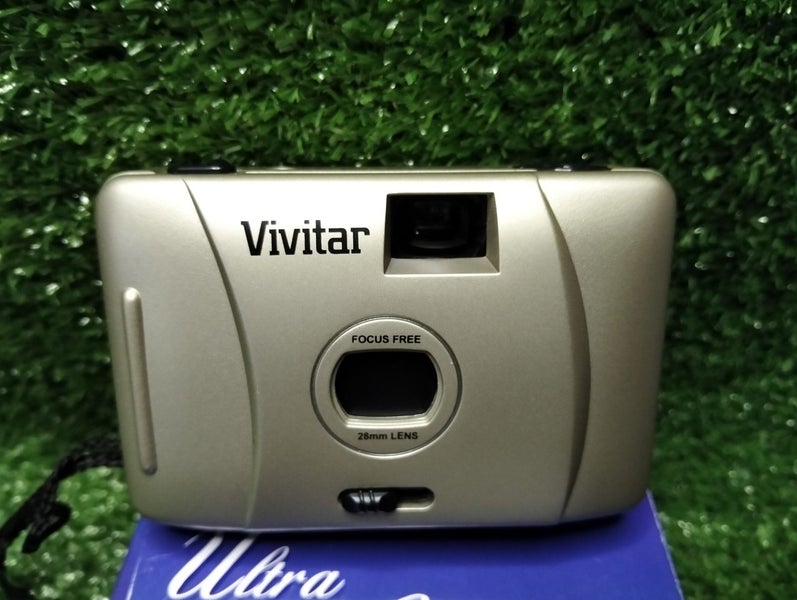 Vintage Vivitar Ultra Compact 35mm Film Camera new in its original box. Carousel 1