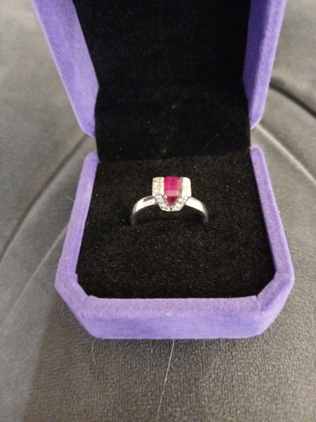 Ruby and diamond platinum ring636154404229131119
