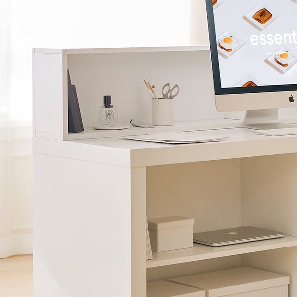 Reception Desk Carousel 2