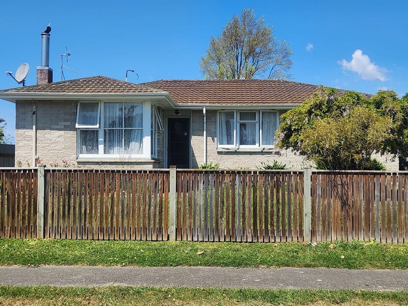 Image 1 of 6