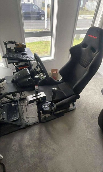 Gaming PC & Simulator Set Up (PG) Carousel 1