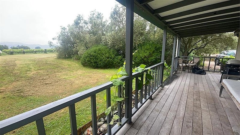 Image 1 of 7