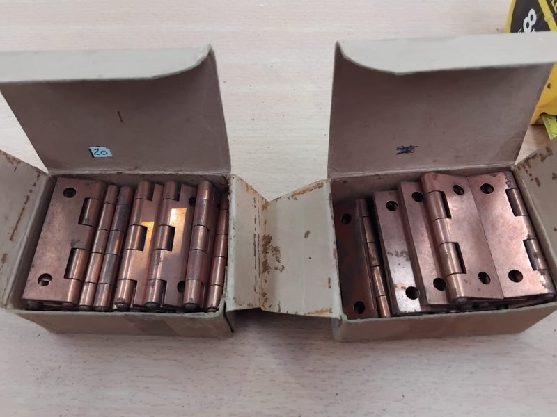 Small FB cabinet hinges x 38 Carousel 2