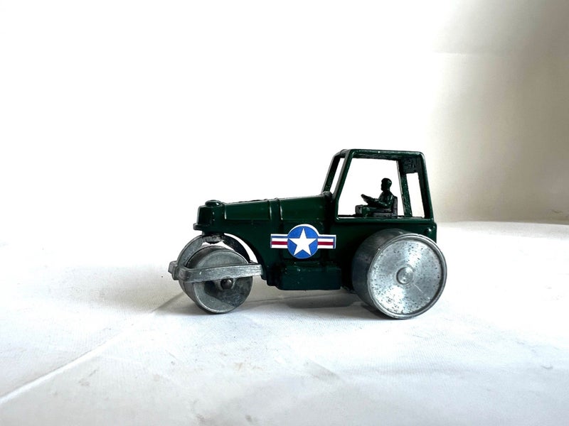 Military Road Roller. FUN HO! Carousel 1