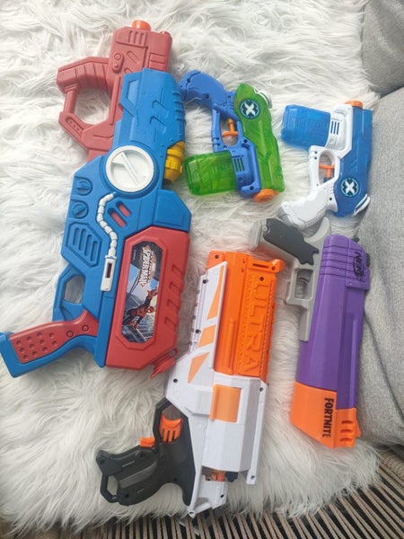 Bulk Nerf, Spiderman, Fortnite, & X shot Zuru water pistols and dart guns Carousel 1
