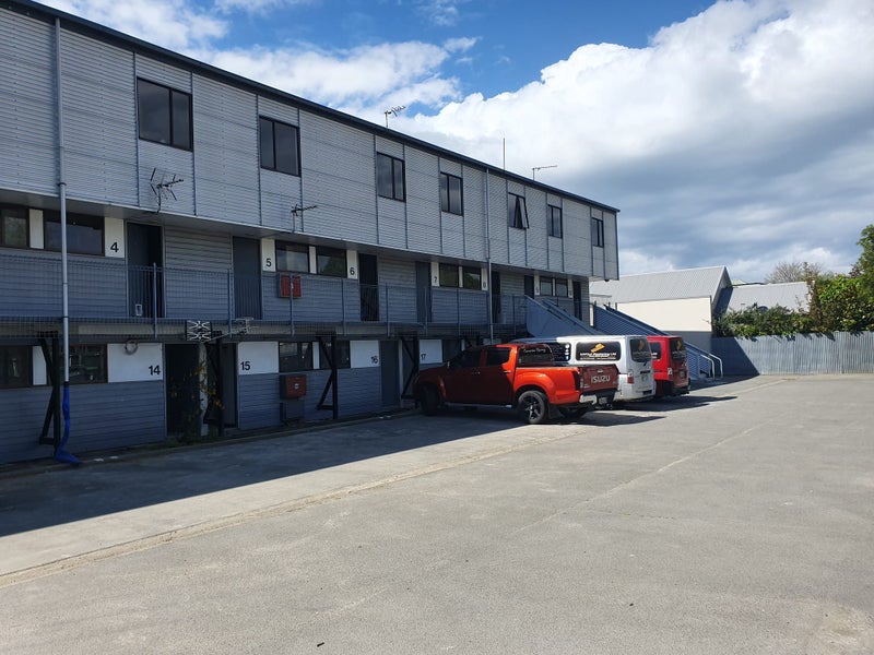Image 1 of 6