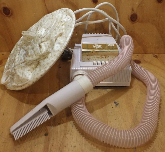 VINTAGE RETRO PINK AWA REDI DRYER HAIR DRYER IN CARRY CASE Carousel 2