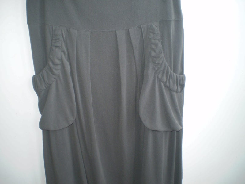 SAGA NZ DESIGNER GREY/GREEN 3/4 MESH SKIRT WITH FEATURE POCKETS 10 Carousel 2