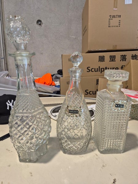 bulk old vintage tage alcohol bottles $1!!! Carousel 1