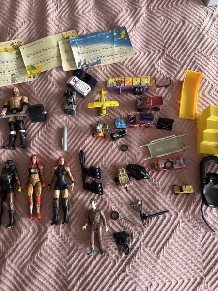 wwwe figures + mixture of toys Carousel 2