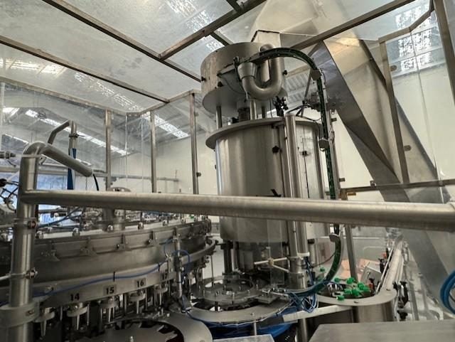 16,000 Bottle per hour complete water bottling line Carousel 1