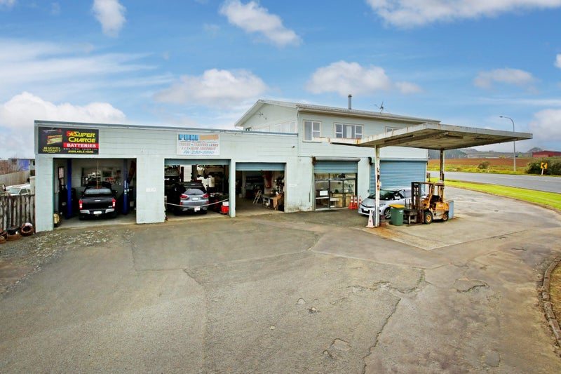Image 1 of 22