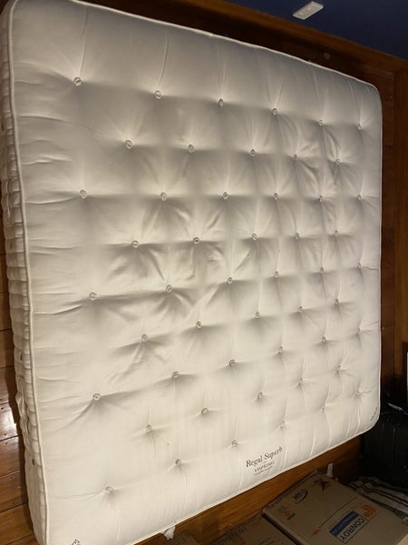 Luxury and style - this king sized Vispring bed is simply the best63616521252354111