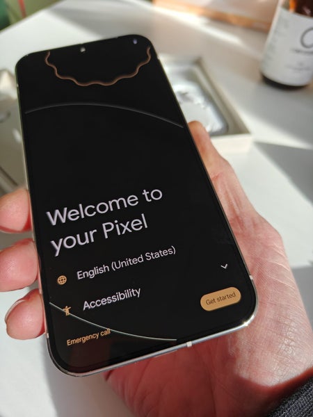 Google Pixel 9 Pro XL 5G -- $1 No Reserve Auction -- As New63615579281155111