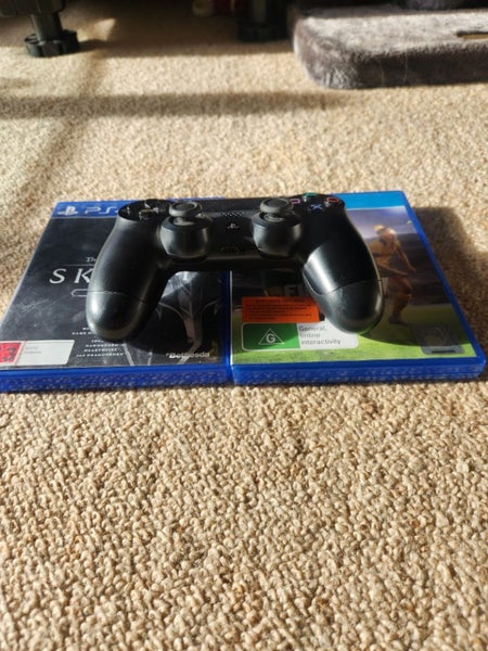 Sony ps4 controller63615579137153113