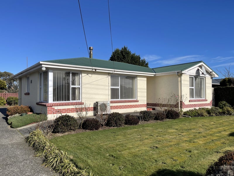 Image 1 of 18