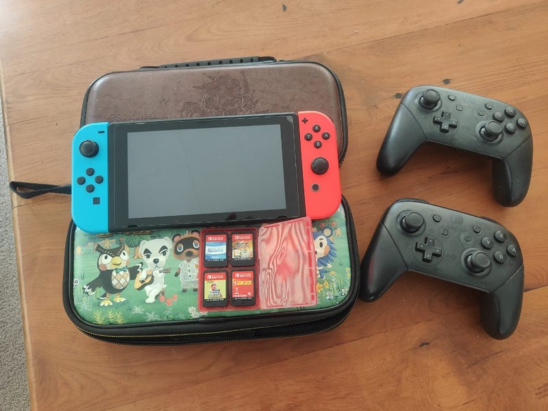 Nintendo switch v1 Carousel 1