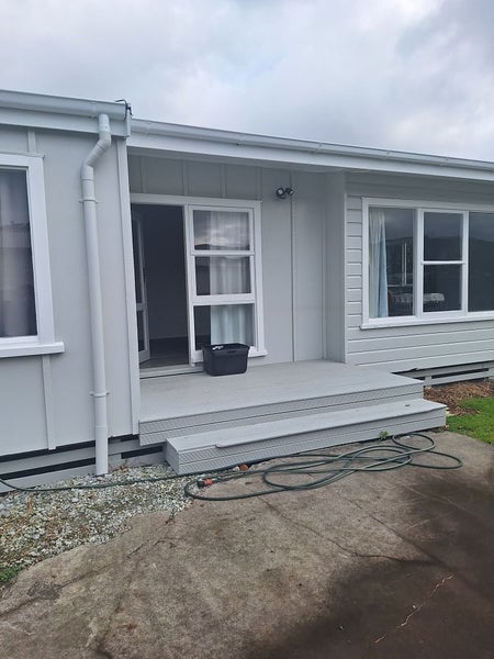 Image 1 of 20