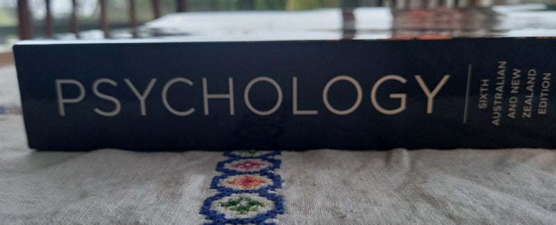 Psychology textbook latest 6th Edition Australia & NZ version- as new Carousel 2