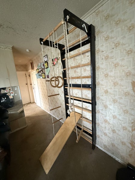 Topsy Turvy Swedish Ladder Carousel 1