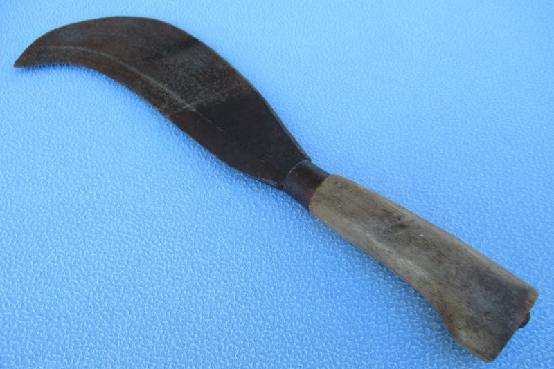 Old Military N.Z. Defence Department billhook Carousel 2