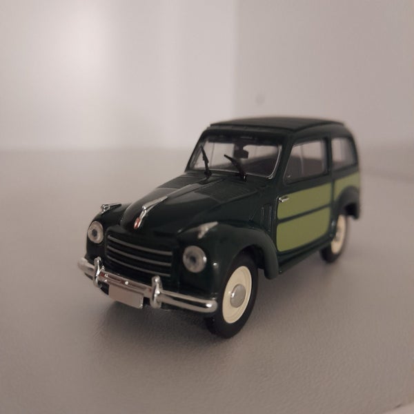 FIAT 500 C 1:43 SCALE Carousel 1