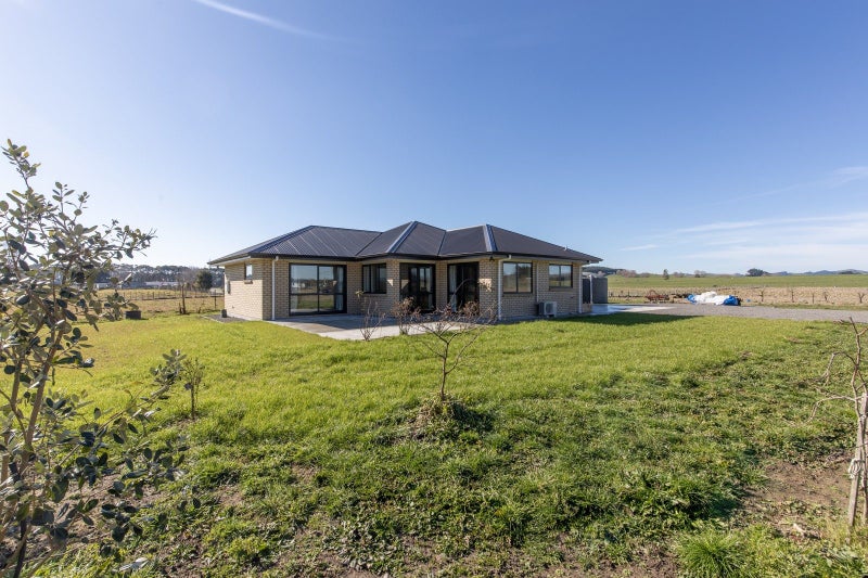 Image 1 of 18