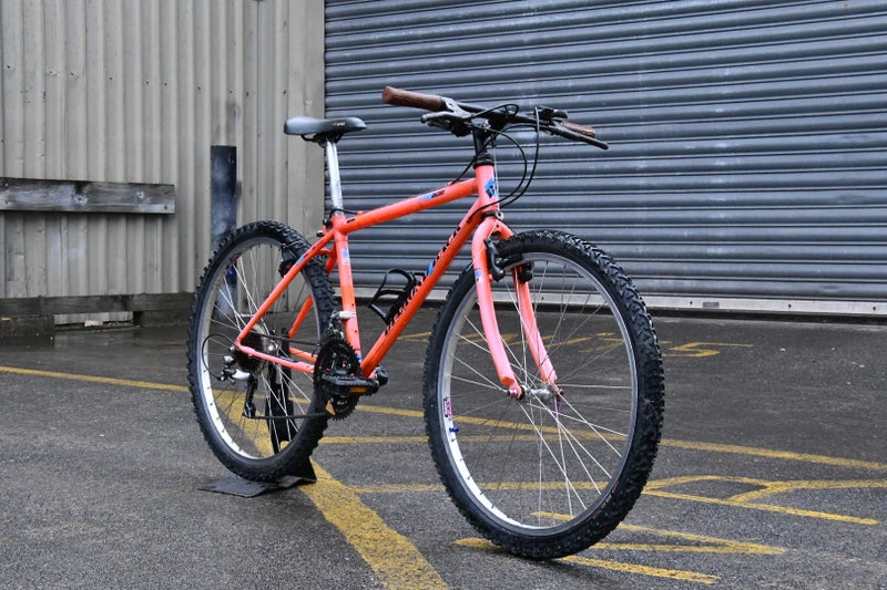 Retro cromo Diamondback small/medium serviced GLENFIELD Carousel 1