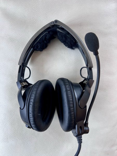 Bose A20 Aviation headset63615596542210116