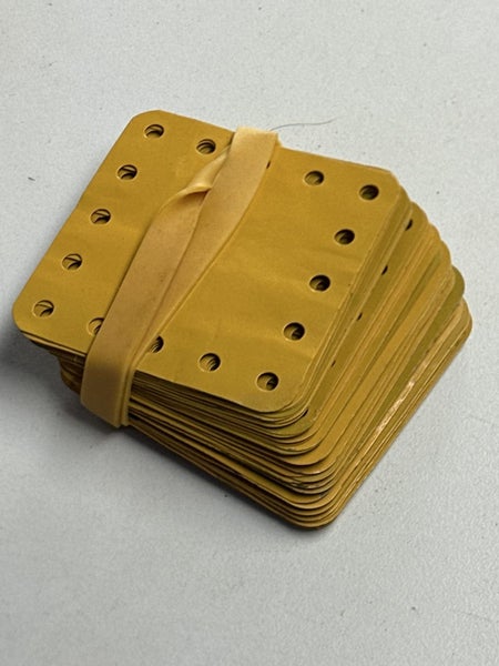 Meccano 2.5” Flex Plates - Qty - Yellow Carousel 1