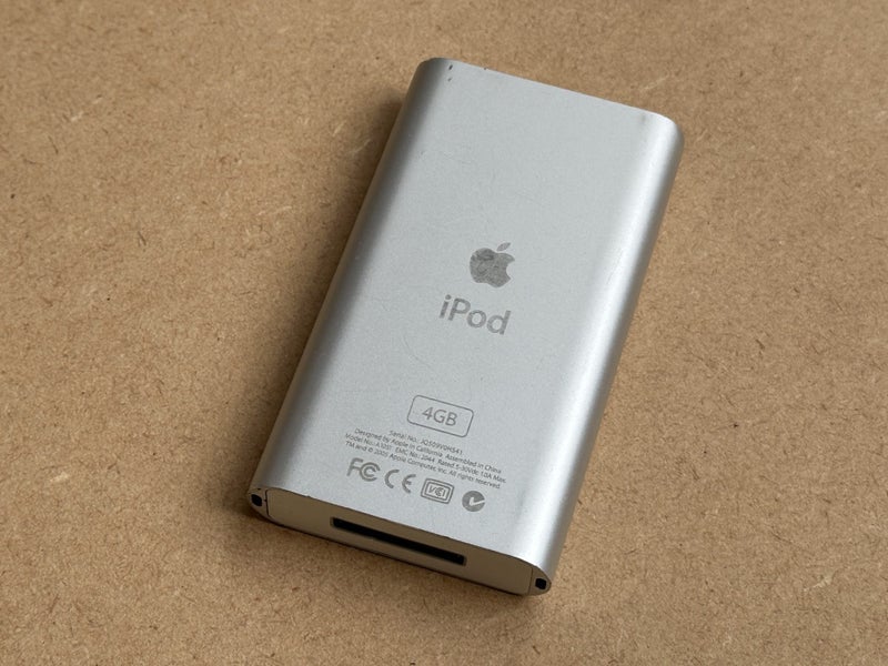 Silver iPod mini - 4GB Carousel 8