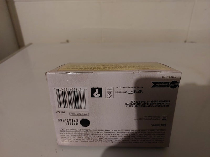 HOT WHEELS RLC EXCLUSIVE '61 LINCOLN CONTINENTAL (Inner Box Is Sealed) Carousel 10