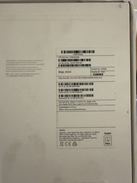 Mac Mini M2 16GB Ram 256GB SSD + Satechi stand Carousel 2