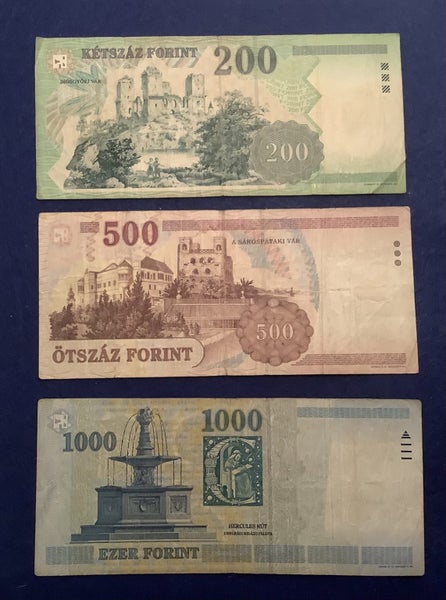 Hungry 2001 banknotes x 3 Carousel 2