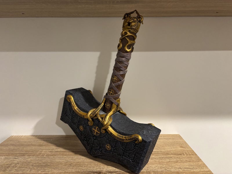 God of War Ragnarok Collector's Mjolnir Thor Hammer Replica 16" Carousel 2