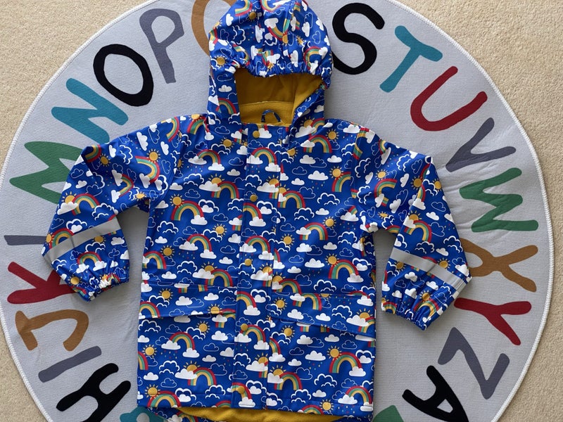 Kids rain jacket Carousel 1