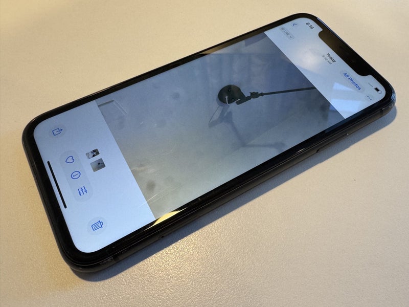 iPhone 11 64gb Black Carousel 6
